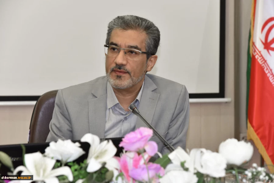 سخنرانی دکتر کلباسی مسجدشاهی، معاون آموزشی دانشگاه ملی مهارت در دوره معرفتی دانش‌افزایی و
توانمندسازی اعضای هیئت‌علمی (ضیافت اندیشه)  2