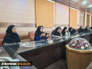 برگزاری محفل حافظ‌خوانی، شعر و موسیقی زنده در آموزشکده دختران کرمان 6
