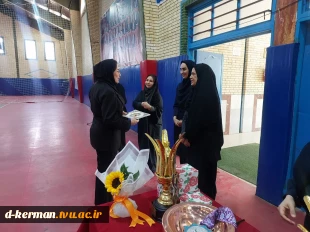 تقدیر از افتخارآفرینان رشته هاکی المپیاد قهرمانی دانشجویان وزارت علوم با حضور هیأت رئیسه آموزشکده ملی مهارت دختران کرمان 8
